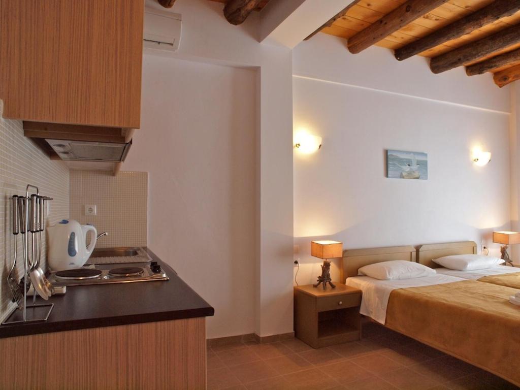 Villa Niki Loutro Cameră foto